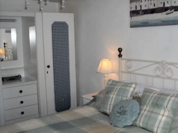 400 view 2 main bedroom